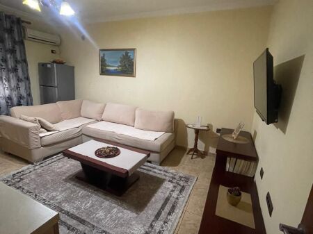 Apartament 1+1 me qera prane 21 Dhjetorit