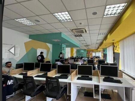 Office for rent at Hilton near Delijorgji