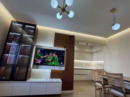 APARTAMENT ME QERA 2+1 PAZAR I RI 1200 EURO FH-98213