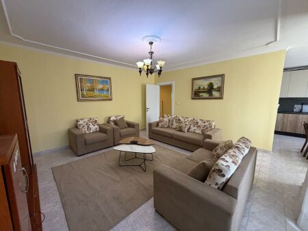 Apartament me qera 2+1+2 Pallati me Shigjeta