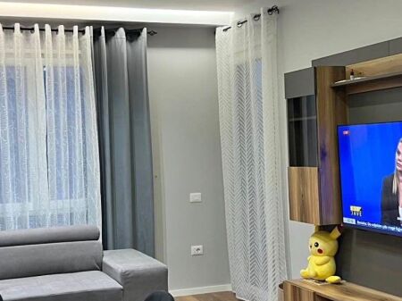  JEPET ME QIRA APARTAMENT 1+1 | PASKUQAN    
