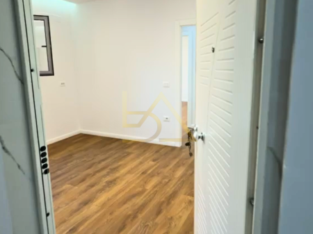 SHITET APARTAMENT 1+1 – 21 DHJETORI, RRUGA SHEFQET MUSARAJ, TIRANË