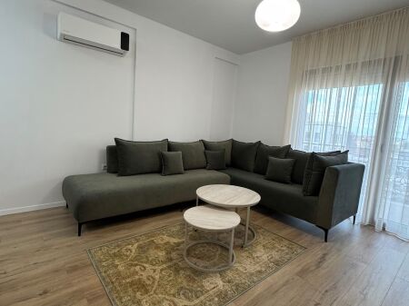 Apartament Me Qera 1+1 Tek 21 Dhjetori (ID B2101948) Tirane