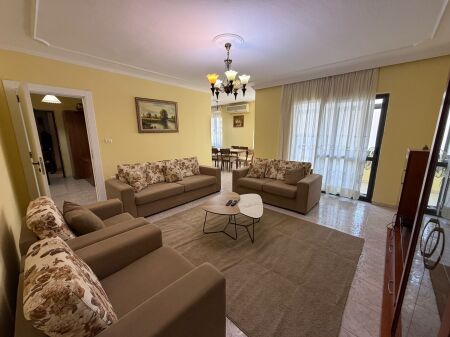 🏡 Jepet me qira apartament 2+1+2  📍 Përballë Delijorgjit, te Pallati me Shigjeta