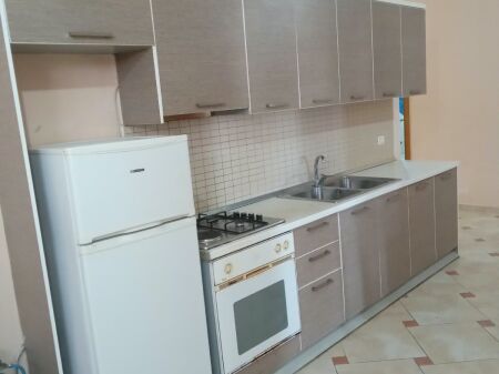  APPARTAMENTO 2+1 IN AFFITTO – VLORË   Sopra Best Seller