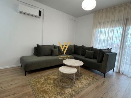 JEPET APARTAMENT 1+1+BLK ME QERA TE 21 DHJETORI 70.000 LEKE