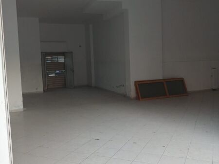 Dyqan 96 m² në shitje në Bashkia, Vlore