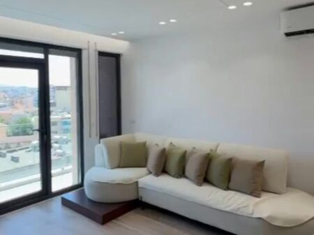 Qera | Apartament 2 + 1 | Rruga e Dibrës | 1000 €/muaj i diskutueshem