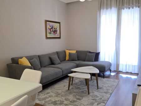 1+1 apartment for rent Delijorgji Complex