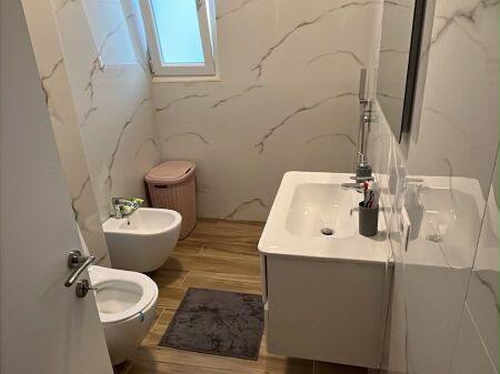 Apartament 1+1+parkim, Shkoze