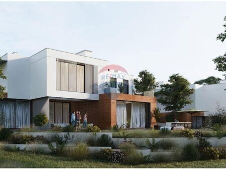 Vilë -Për Shitje -Liqeni i Farkës ,Tiranë