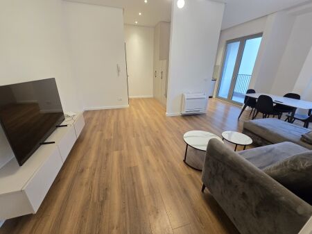 Liqeni i Thate Apartament 1+1+Post parkimi me qira