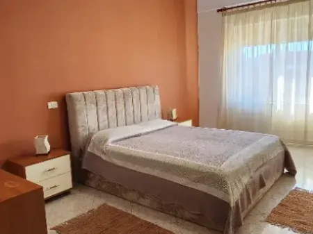 Qera | Apartament 1 + 1 | Pazari i ri | 670 €/muaj
