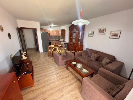 KOMUNA E PARISIT APARTAMENT PER QERA 2+1