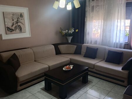 Rent | Apartament 2 + 1 | Rruga Njazi Meka | 400 €/month