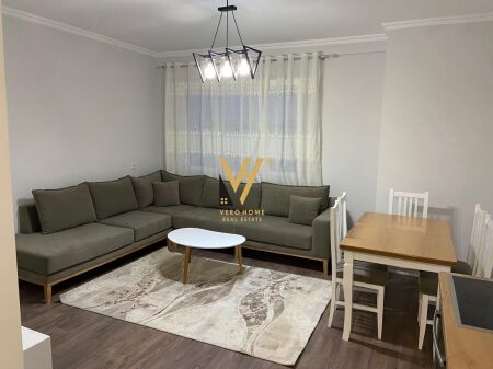 JEPET APARTAMENT 2+1+BLK ME QERA NE SAUK 50.000 LEKE