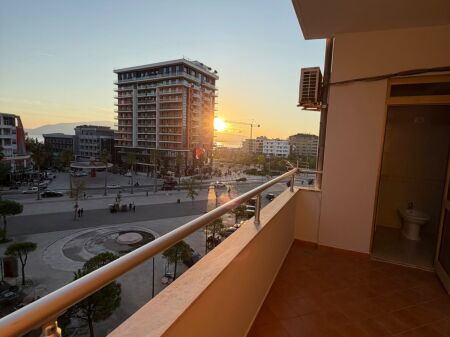 🏡 APPARTAMENTO 1+1 IN AFFITTO A LUNGO TERMINE – VLORË-All’inizio del Lungomare