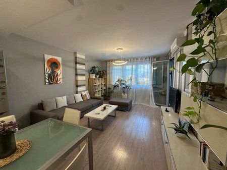 Shitet, Apartament 2+1 +Post Parkim, Liqeni i Thatë, Tiranë