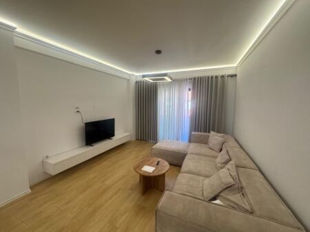 Apartament 2+1 me qira tek rruga kosovareve