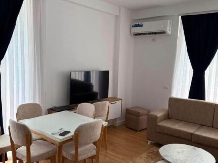 Jepet apartament 1+1 me qira tek Kompleksi Tudas , Astir