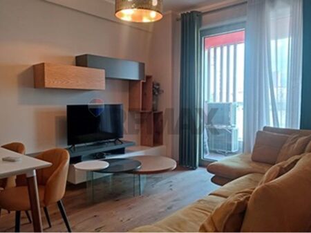 Apartament 1+1 me qera tek Zogu i Zi