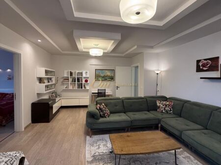 PARKU OLIMPIK APARTAMENT PER SHITJE 2+1