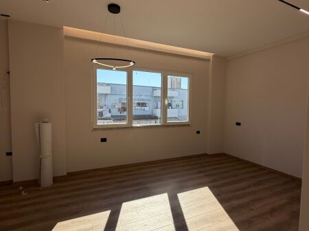 Shiten 2 apartmente 1+1 ne Astir te vila L