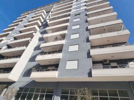 🏡 Appartamento 1+1 in Affitto – Lungomare, Vlorë
