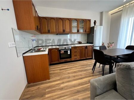 Apartament - Për Qira - Rruga Jordan Misja, Tiranë