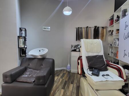 Commercial space for sale on Barrikadave Street
