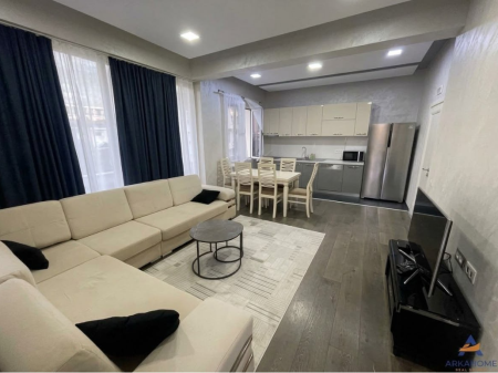 APPARTAMENTO 2+1 IN AFFITTO CON BALCONE "VECCHIO SAUK" 650 EURO