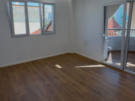 1+1 apartment for sale near the Mosaic, 21 Dhjetori, Tirana.