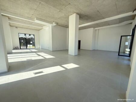 Dyqan Me Qera Tek 5 Maji (ID BD21964) Tirane