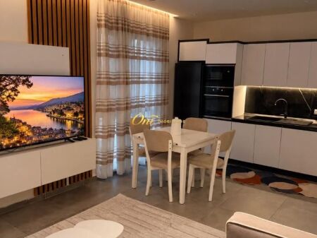 DIBRA STREET APARTMENT FOR RENT 1+1