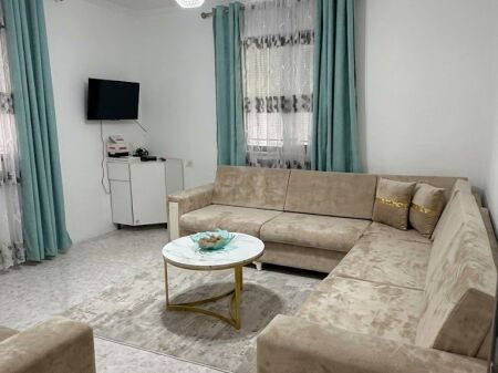 Shtëpi Private 2+1 me Qira Oborr & Parkim – Fusha e Ali Demit !
