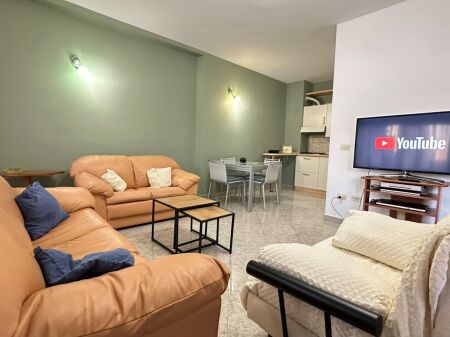 Apartament 1+1 per qira tek Pazari i Ri