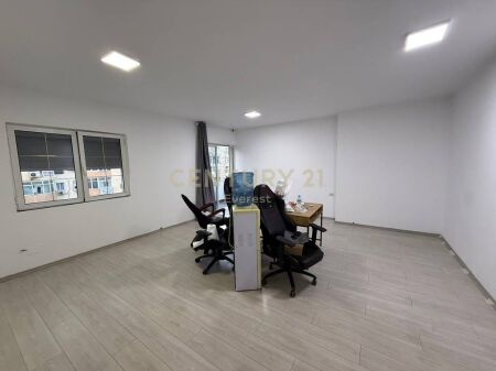 WILLSON SQUARE, OFFICE FOR RENT