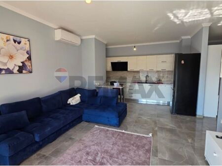 Apartament - Për Qira - Zogu I Zi, Tiranë