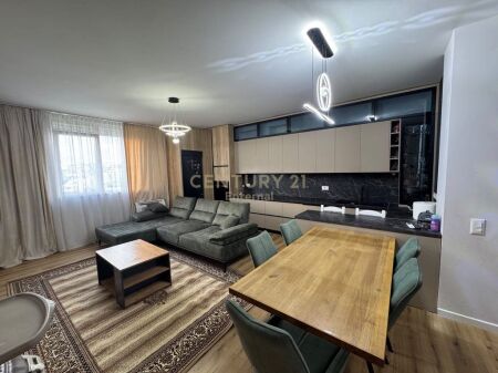 Apartament 2+1 per shitje prane Shkolles se Baletit
