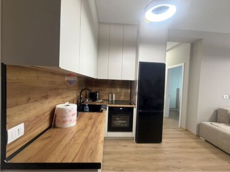 Appartamento - In Vendita - Via 5 Maji, Tirana