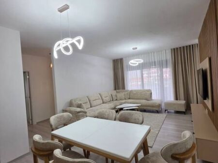 Appartamento 2+1+2 in affitto nel Complesso Paralel Living!