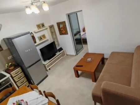 Apartament 3+1 me qera ne Selite