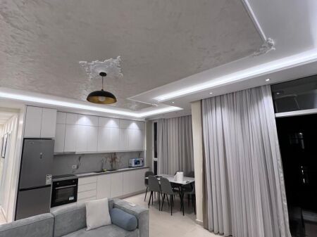 Affitto | Apartament 2 + 1 | Rruga Jordan Misja | 800 €/mese