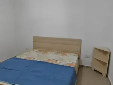 I rent out a house in Selitë