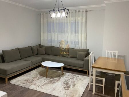 For rent, 2+1 apartment + balcony + parking space, Sauk-Roundabout, 52,000 Lek/month
