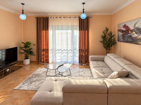 JEPET ME QIRA APARTAMENT 2+1+2 – ZOGU I ZI