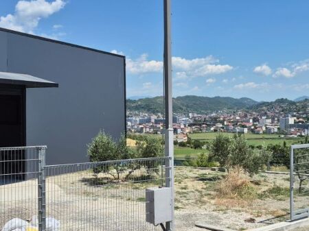 🏭 CAPANNONE IN AFFITTO A PRUSH 🏭