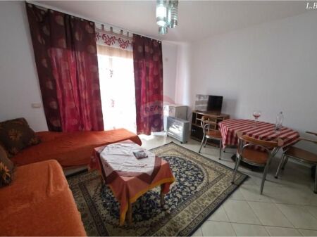 Appartamento - In Affitto - Centro Kristal, Tirana