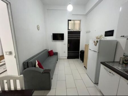 Qera | Apartament 1 + 1 | Rruga Kodra e Diellit | 400 €/muaj