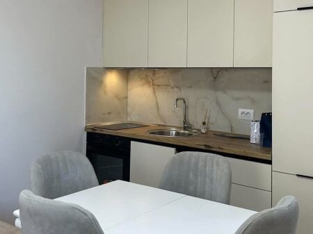 🏡 JEPET ME QIRA APARTAMENT 1+1 | ZOGU I ZI 🔑